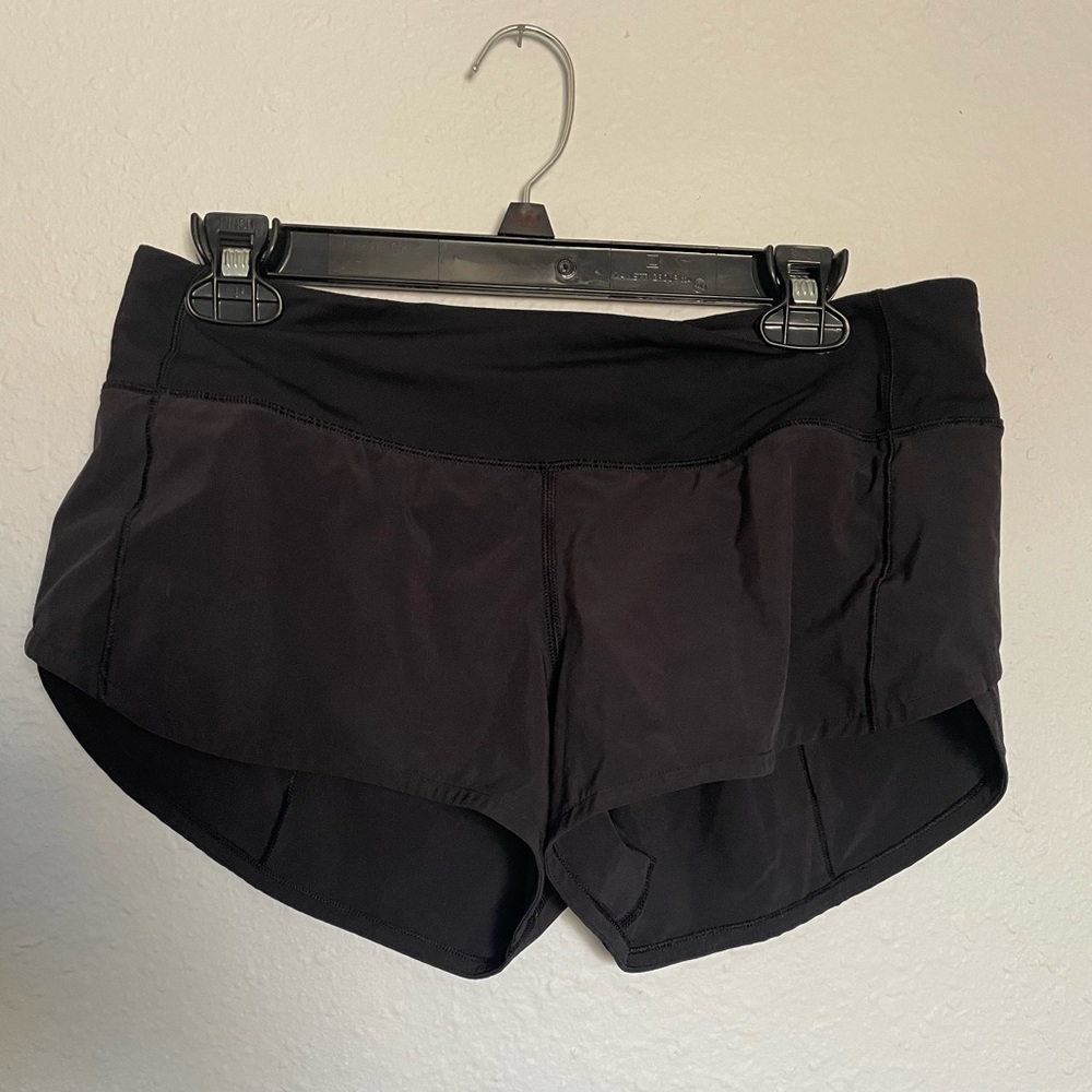 Lululemon Speed Up Low Rise Lined Short size 6